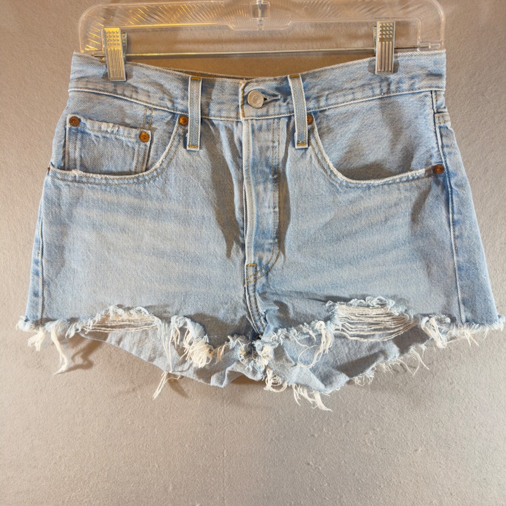 532 | Levi's 501 Original Womens High Rise Distressed Denim Shorts Light Wash